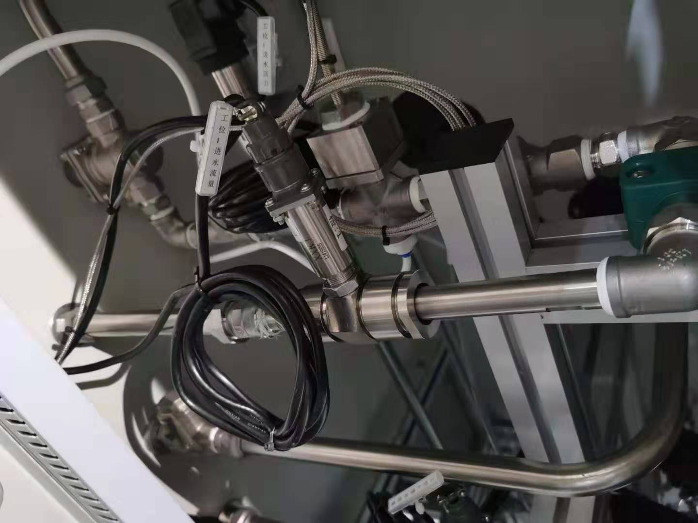 壓力變送器現(xiàn)場應用圖